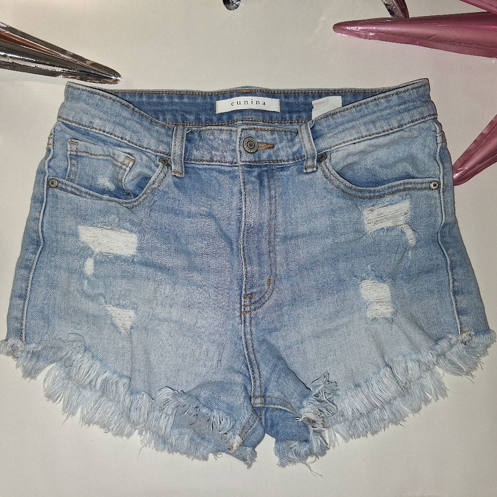 Eunina Lulu High Rise at Distressed Denim Shorts Size M EUC
